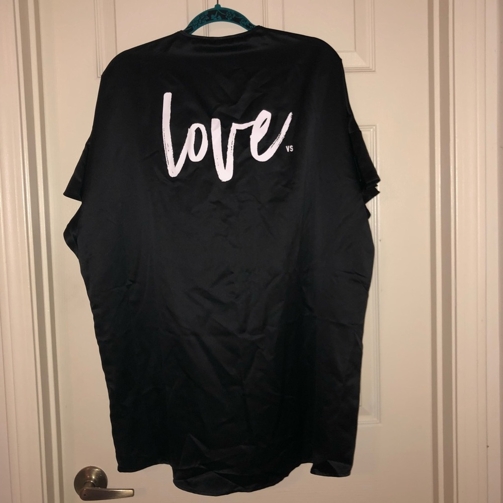 Victoria Secret kimono NWOT